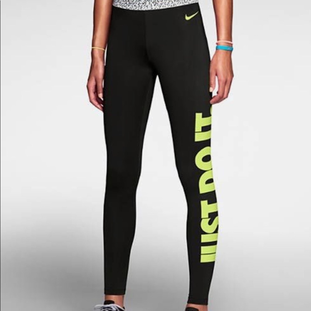 NIKE HYPERWARM JUST DO IT LEGGINGS